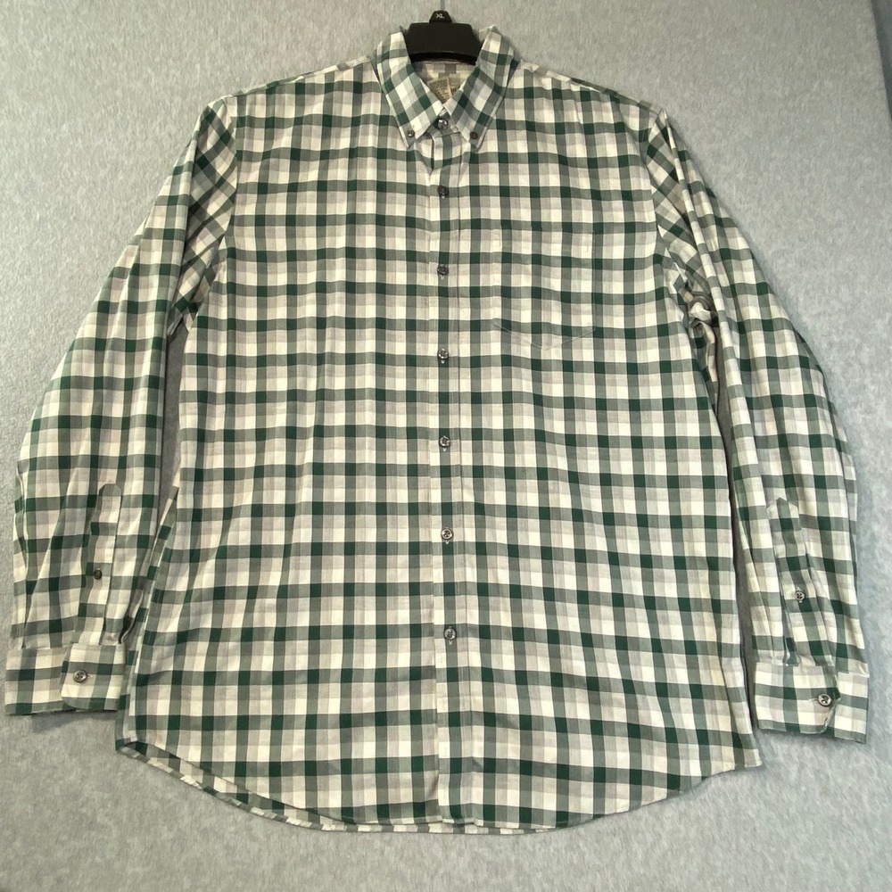 L.L. Bean Button Down Men's Size L Green Wrinkle Free Slightly Fitted Casual EUC